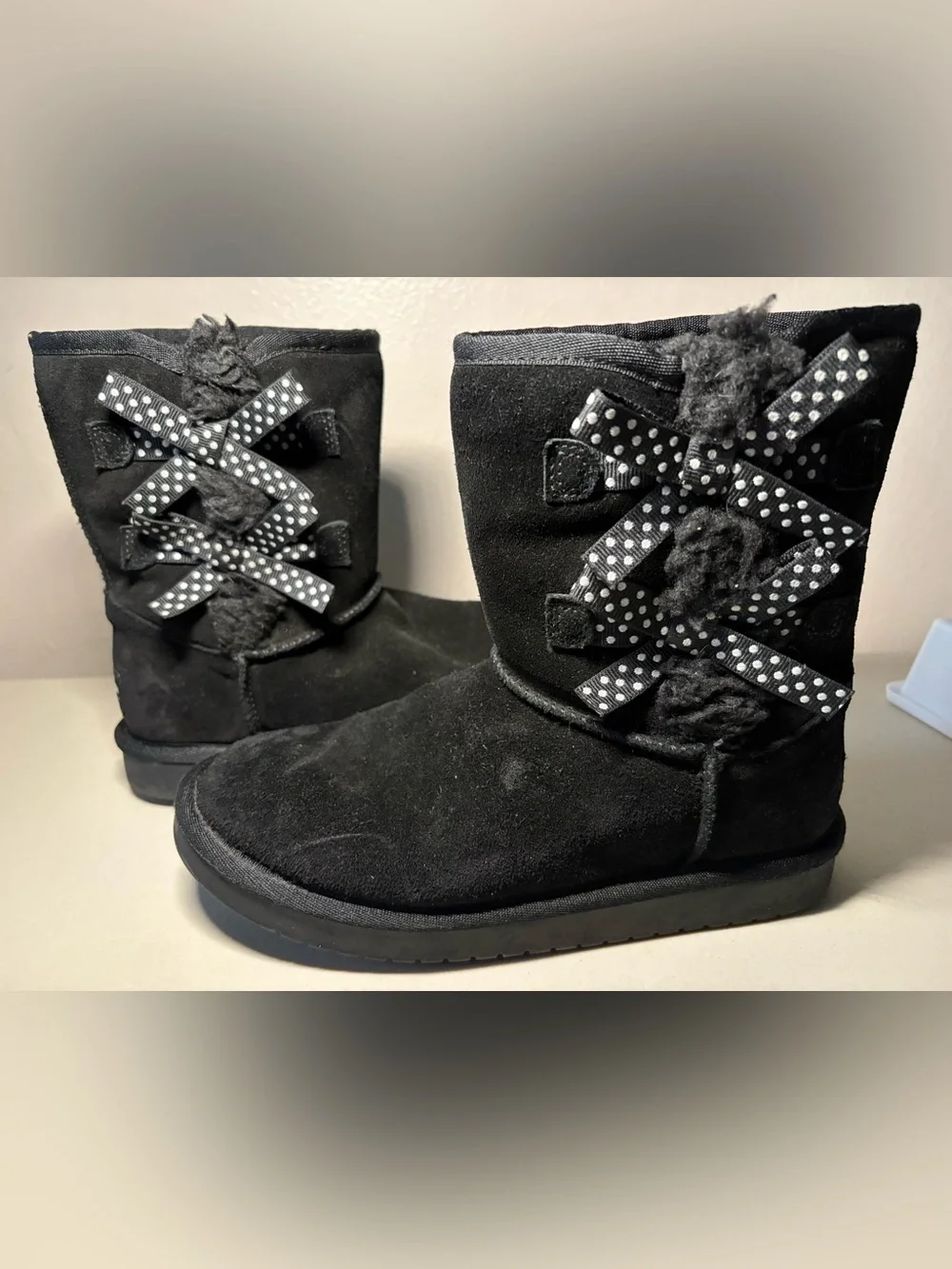 Koolaburra Black Faux-Suede Shearling-Lined Polka Dot Ribbon Booties